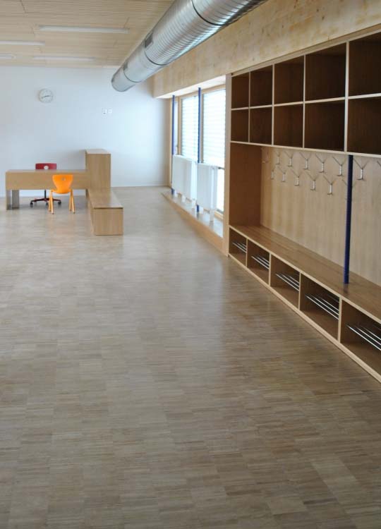 Collège de Froideville | P. de Benoit & Wagner Architectes SA                          